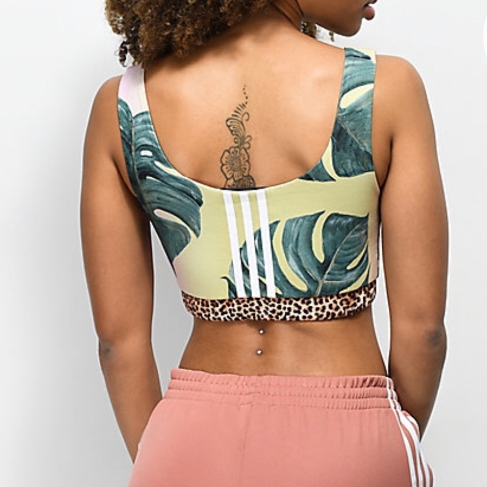 Brand new with tags Adidas multi print sports bra - Picture 4 of 6